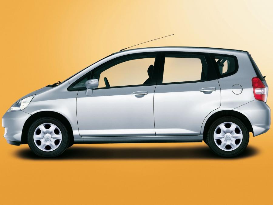  Honda Jazz 2005 года  (фото 6 из 29)